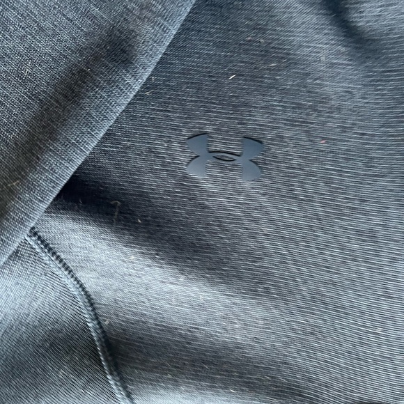 Under Armour 1/4 zip cold gear pullover - Picture 4 of 8